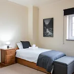 Anjo House Monteiras