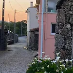 Anjo House