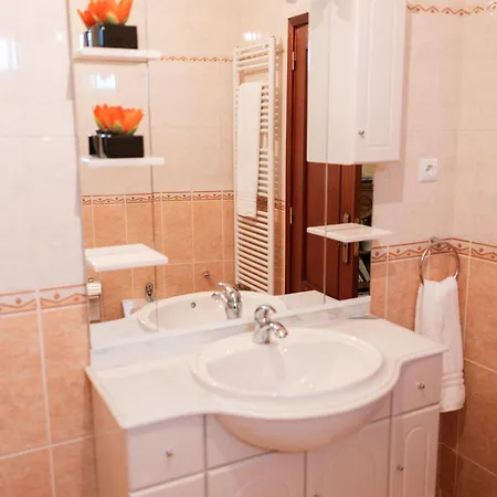Anjo House Monteiras