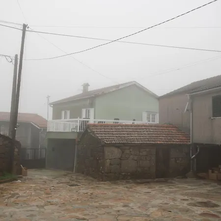 Anjo House