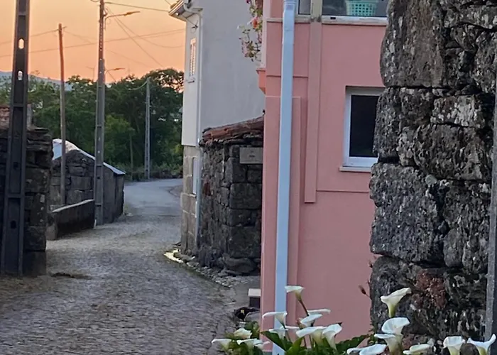 Anjo House
